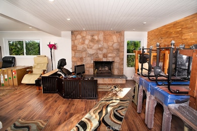 4522 Conchita Way, Tarzana, CA 91356 - photo 5