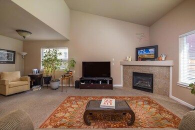 63168 Eastview Dr, Bend, OR 97701 - photo 7