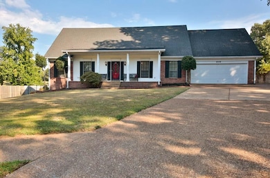 8749 Abbotsbury Place N, Cordova, TN 38016 - photo 2