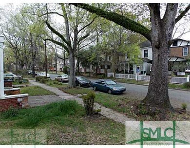 806 E Park Ave, Savannah, GA 31401 - photo 3