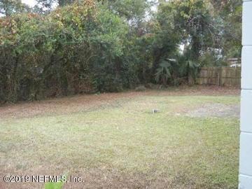 601 Matterhorn Rd, Jacksonville, FL 32216 - photo 5