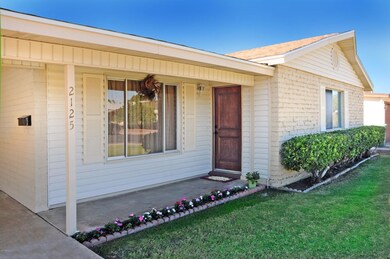 4 Bedroom, 2 full Baths