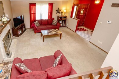 3541 SW Cambridge Ave, Topeka, KS 66614 - photo 4