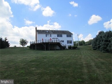 502 Tomlisa Ct, Reading, PA 19608 - photo 6
