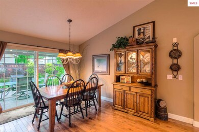 Let the outdoors in with this huge slider by the d