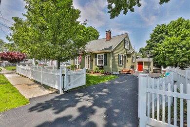 10 Hemenway St, Methuen, MA 01844 - photo 2