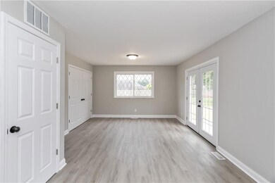 3310 Marilyn St, Columbus, IN 47203 - photo 3