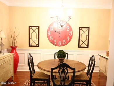 9 Dining Room