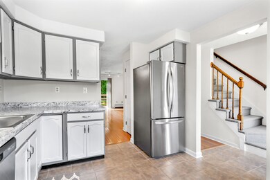 20 Donovan Ct, MerriMacK, NH 03054 - photo 3