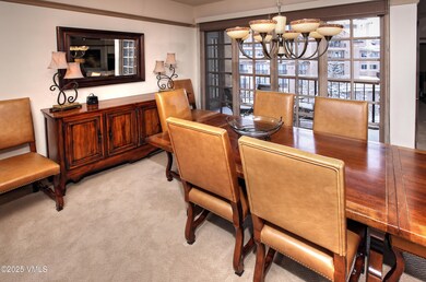 park_plaza_509_dining