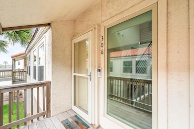 620 S Fulton Beach Rd unit 306, Rockport, TX 78382 - photo 2