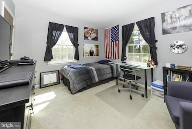 7006 Stratford Dr, Sykesville, MD 21784 - photo 6