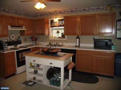 128 Chestnut Ridge Dr, Orwigsburg, PA 17961 - photo 6