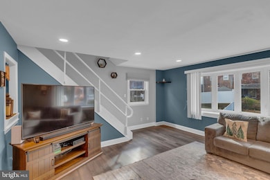 1402 Hemlock Place, Philadelphia, PA 19116 - photo 4