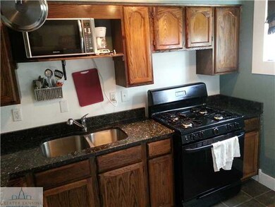 418 W Lapeer St, Lansing, MI 48933 - photo 6