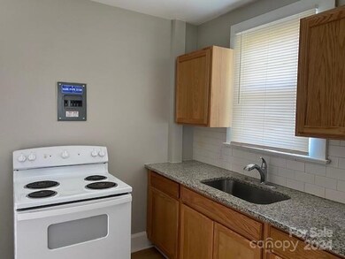 216 Harrill St, Statesville, NC 28677 - photo 6