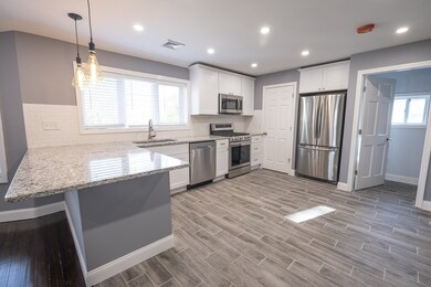 981 Hancock St unit 2, Quincy, MA 02170 - photo 3