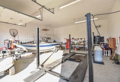 unlisted-address, Longview, WA 98632 - photo 7