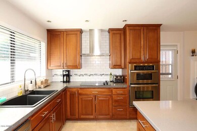 Kitchen2[1]