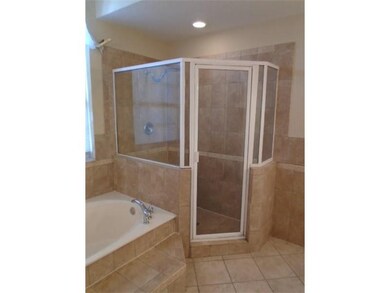 10734 NW 70th St, Doral, FL 33178 - photo 6