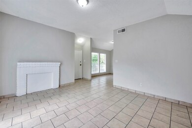 6110 W Mount Houston Rd unit C, Houston, TX 77088 - photo 5