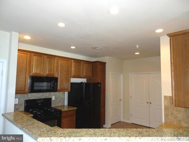 9711 Handerson Place unit 306, Manassas Park, VA 20111 - photo 2
