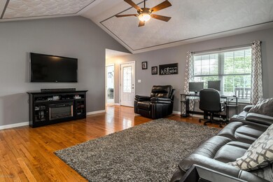 232 Deer Park Way, Mount Washington, KY 40047 - photo 5