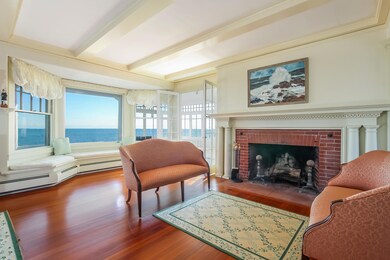 Living Room-6726813