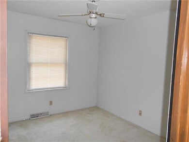 5122 Monrovia St, Shawnee, KS 66216 - photo 7