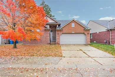 4852 Burberry Dr unit 212, Warren, MI 48092 - photo 3