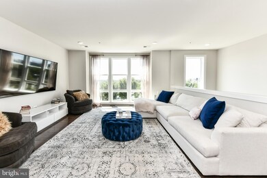 13380 Arrowbrook Centre Dr unit 56, Herndon, VA 20171 - photo 3