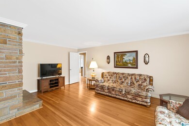 316 25th Ave NE, Center Point, AL 35215 - photo 2