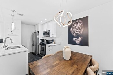 800 River Rd unit 301, Edgewater, NJ 07020 - photo 5