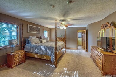 9961 Rainbow Ridge Rd, Omaha, AR 72662 - photo 5