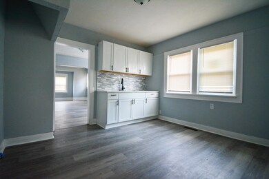 4457 N 29TH ST-09