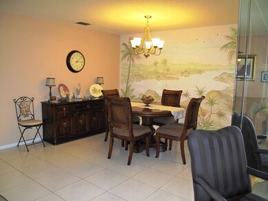 Enclosed Florida room under air (1)