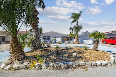 13711 Allyn Dr, Hudson, FL 34667 - photo 5