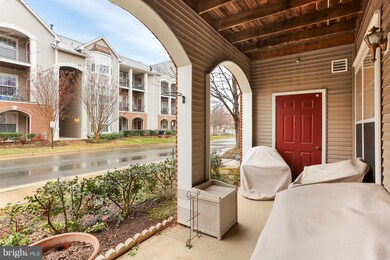 20419 Riverbend Square unit 102, Sterling, VA 20165 - photo 2