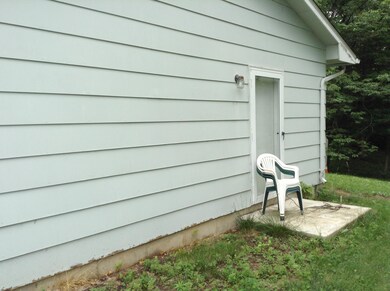 SIDE GARAGE DOOR