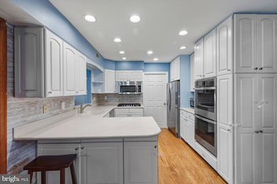 3913 York Ln, Bowie, MD 20715 - photo 2