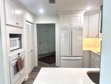 47 Marina Cove Dr unit 205, Niceville, FL 32578 - photo 5