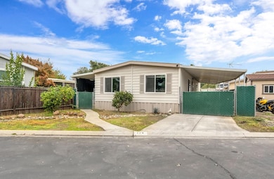 9360 N Blackstone Ave unit 174, Fresno, CA 93720 - photo 2