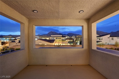 Beautiful Mountain Views from the Front Balcony