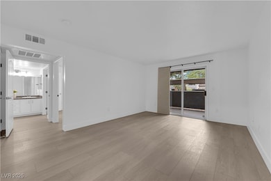 5055 W Hacienda Ave unit 1046, Las Vegas, NV 89118 - photo 2
