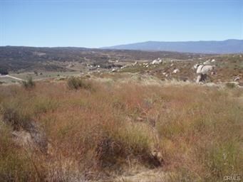 0 Endor Ln unit SW23092400, Hemet, CA 92544 - photo 7