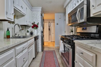 169 Cannongate III, Nashua, NH 03063 - photo 5