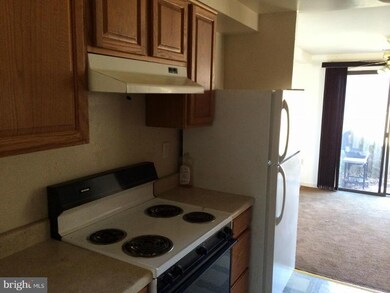 572 Glen Ct unit 35L, Glen Burnie, MD 21061 - photo 4