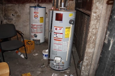 28 Darrow St, Pawtucket, RI 02860 - photo 6