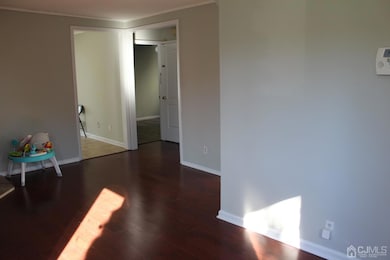 8 Maple Rd, Iselin, NJ 08830 - photo 5