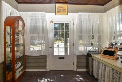 45 Arlington Rd, Waltham, MA 02453 - photo 4